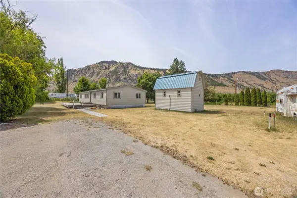 27 Buckingham Alley, Brewster, WA 98812