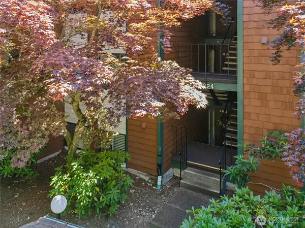 7324 N Skyview Place #E104, Tacoma, WA 98406