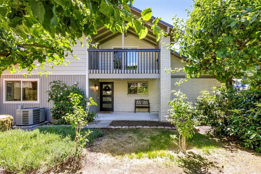 105 Lila Street, Steilacoom, WA 98388 - #2