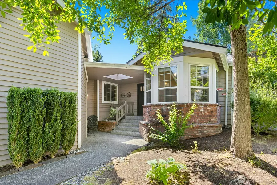 24311 SE 41st Place #10, Sammamish, WA 98029 - #3