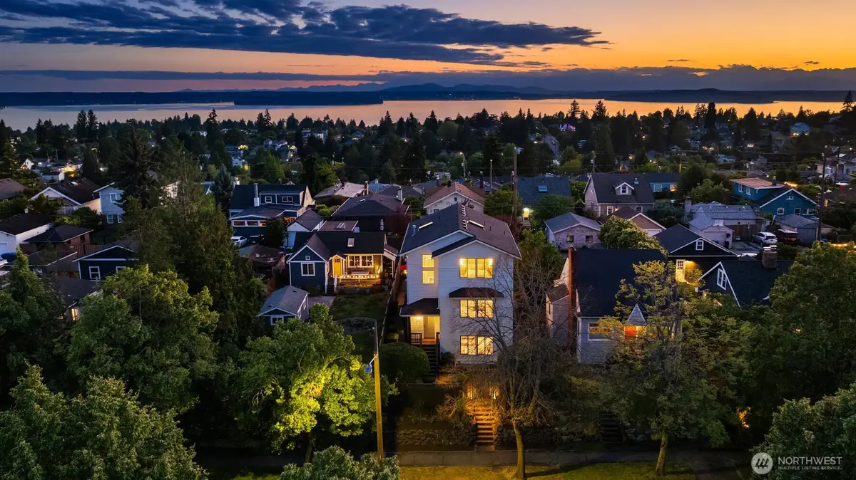 5625 35th Avenue Sw, Seattle, WA 98126 - #1