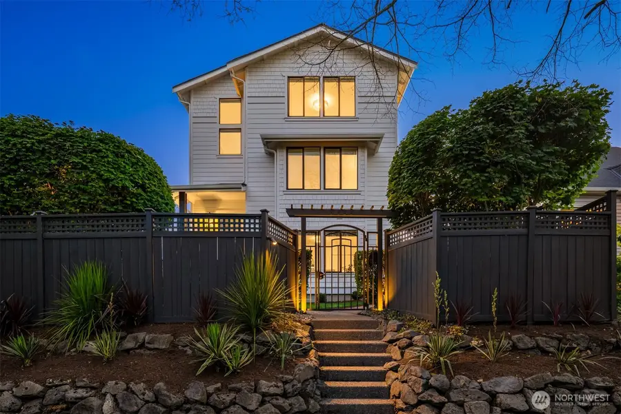 5625 35th Avenue Sw, Seattle, WA 98126 - #2