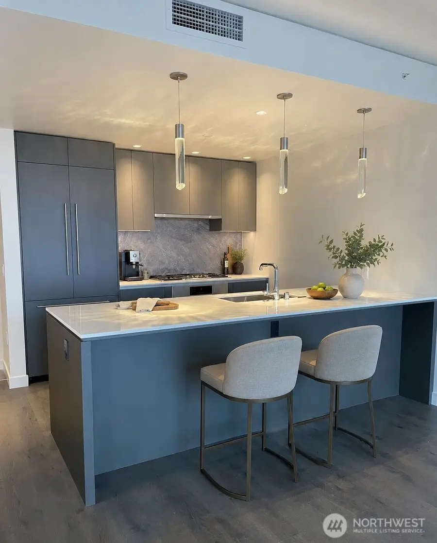 2510 6th Avenue #501, Seattle, WA 98121 - #3