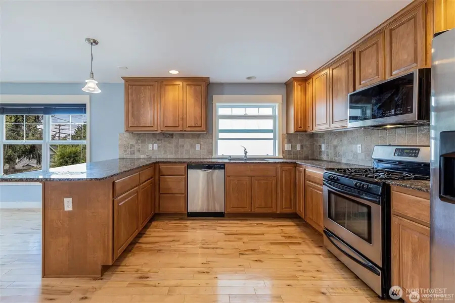 5033 12th Avenue Ne #B, Seattle, WA 98105 - #3