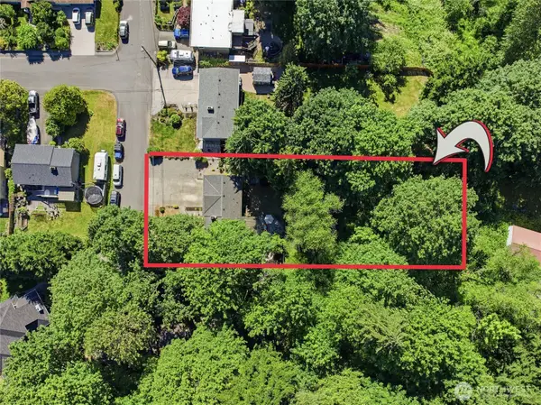 3610 NE 197th Street, Lake Forest Park, WA 98155