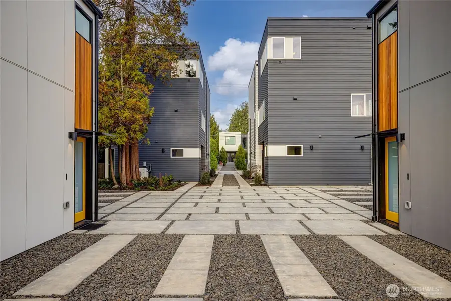 4411 S Holly Street, Seattle, WA 98118 - #3
