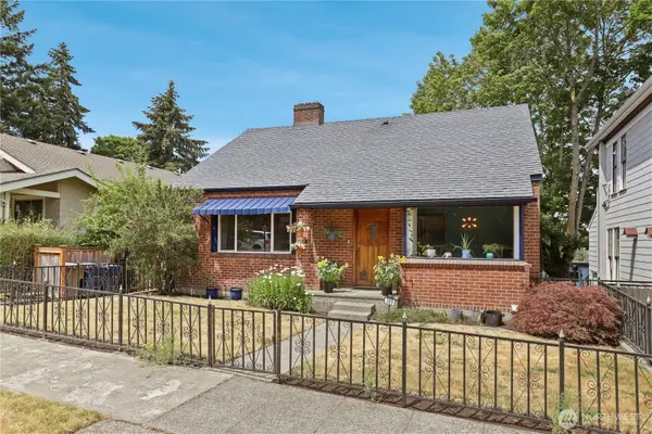 305 S 35th Street, Tacoma, WA 98418