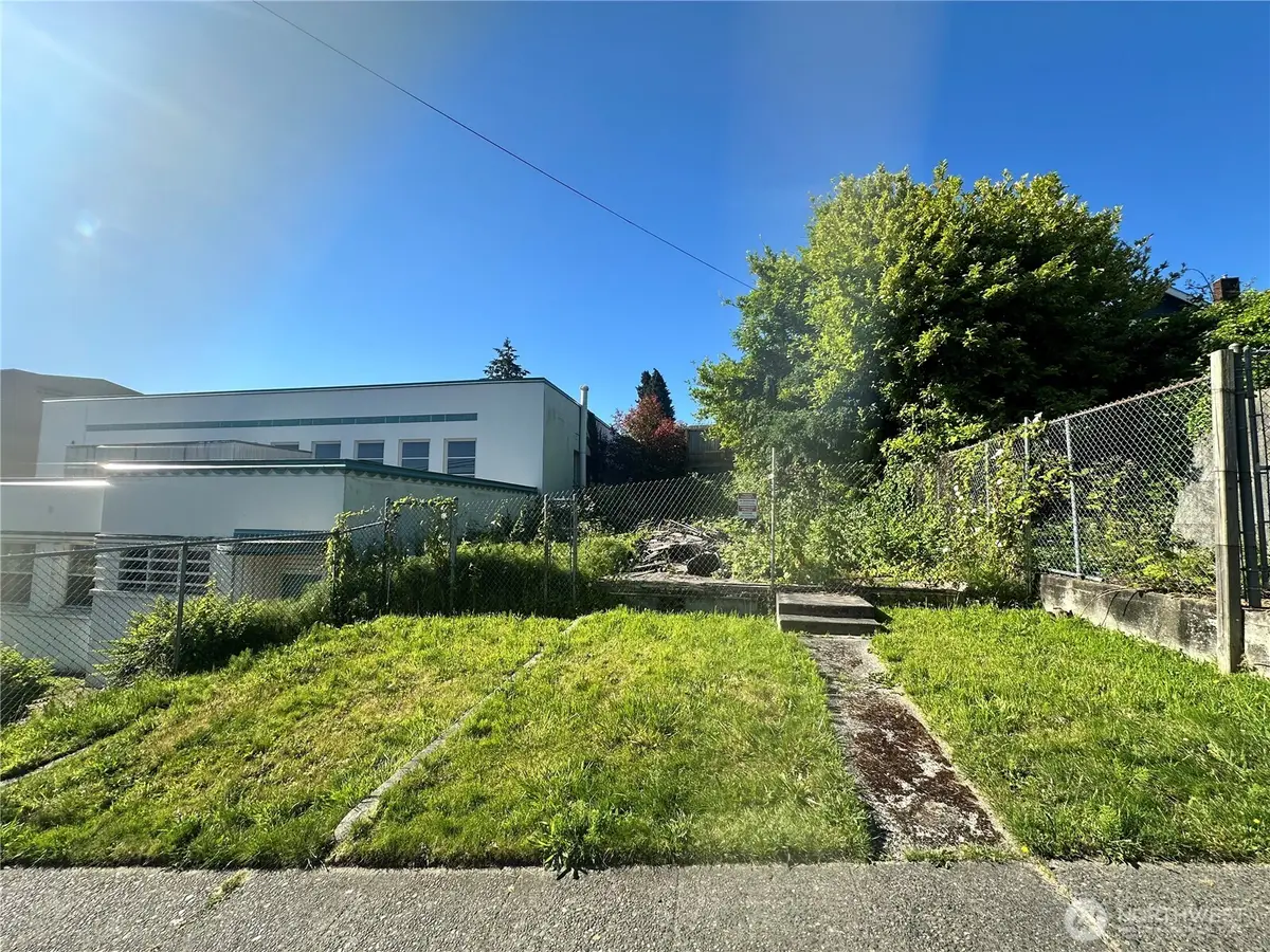 1210 35th Street #1 & 2, Everett, WA 98201 - #1