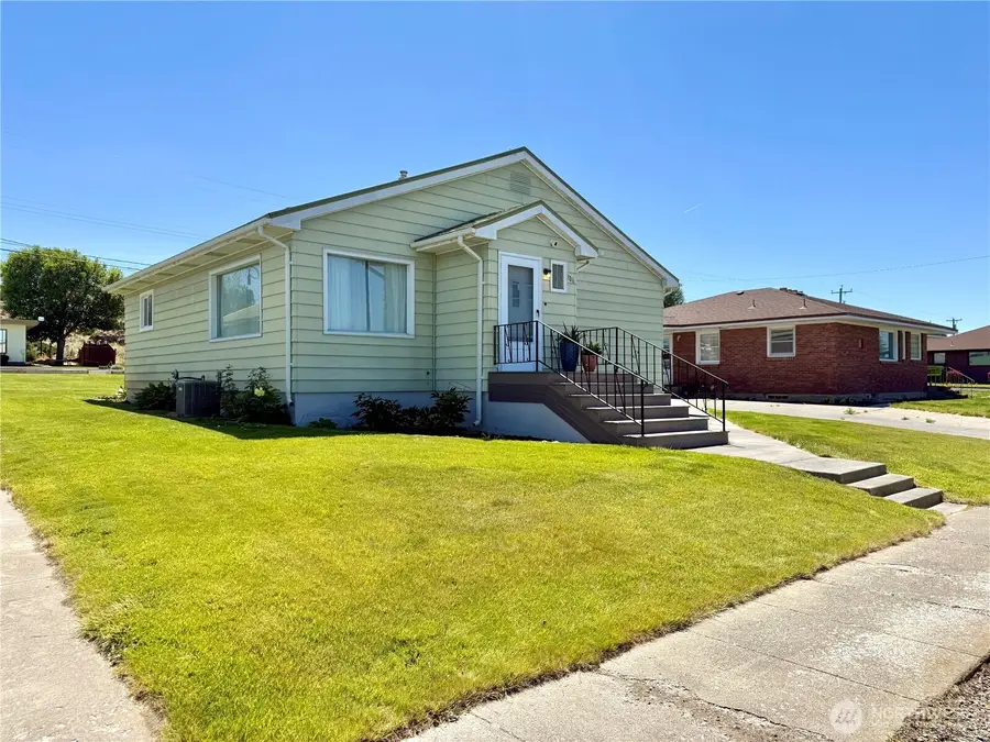 706 E 2nd Avenue, Odessa, WA 99159 - #2