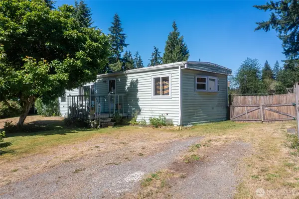 12818 228th Avenue E, Bonney Lake, WA 98391