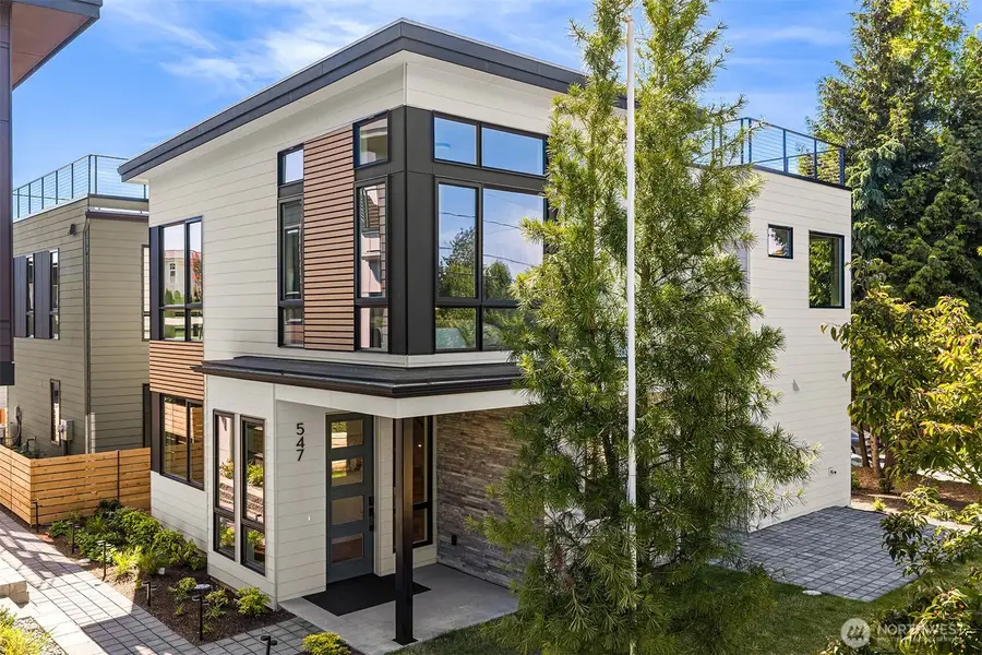 547 16th Avenue W, Kirkland, WA 98033 - #2