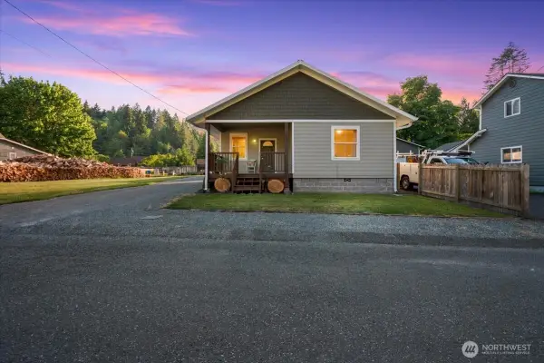 406 Long Street, Wilkeson, WA 98396