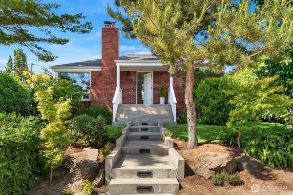3124 W Raye Street, Seattle, WA 98199