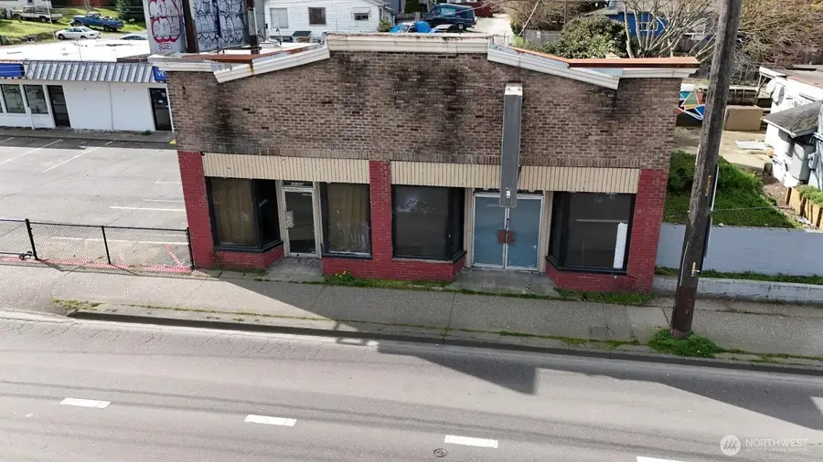 10311 Aurora Avenue N, Seattle, WA 98133 - #2