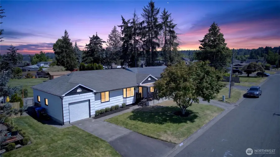 607 14th Street Sw, Puyallup, WA 98371 - #2