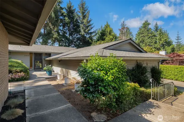 24832 12th Avenue S, Des Moines, WA 98198