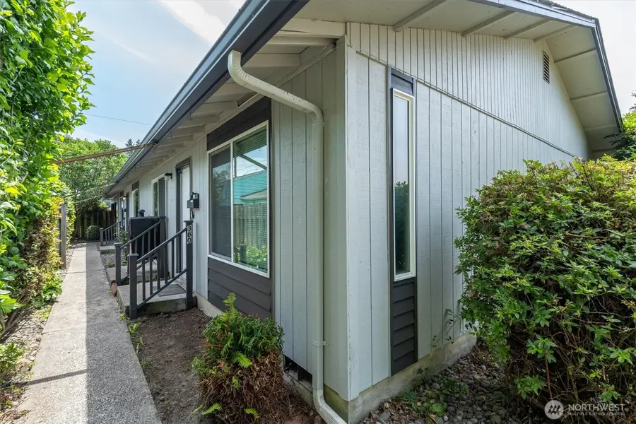 360 24th Avenue, Longview, WA 98632 - #3