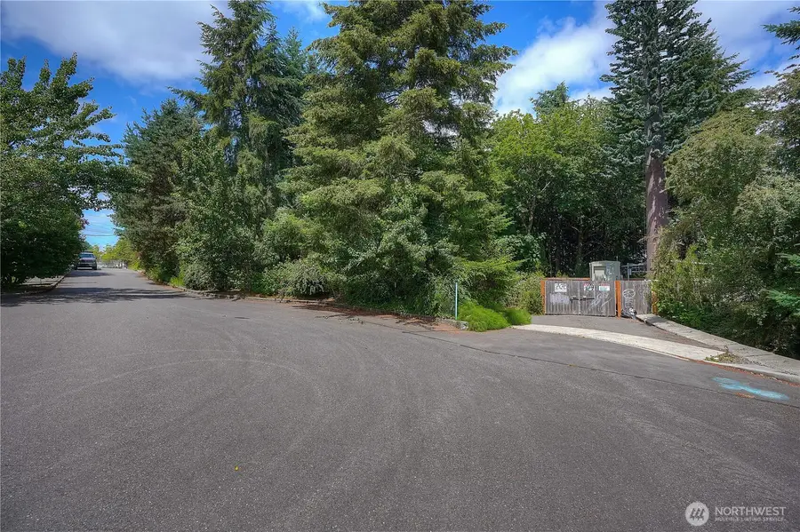710 11th Avenue Se, Olympia, WA 98501 - #2
