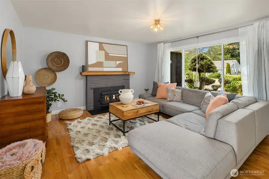 13636 2nd Avenue S, Burien, WA 98168 - #2