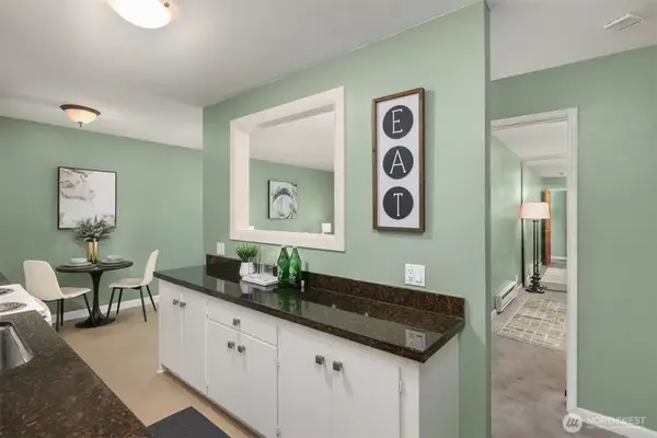 932 100th Avenue Ne #228, Bellevue, WA 98004