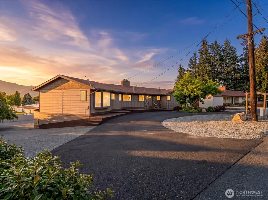 1428 NE Terrace Court, East Wenatchee, WA 98802 - #3