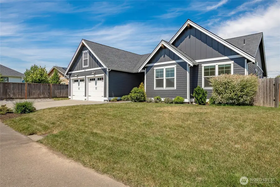 2082 Woodsman Drive, Lynden, WA 98264 - #3