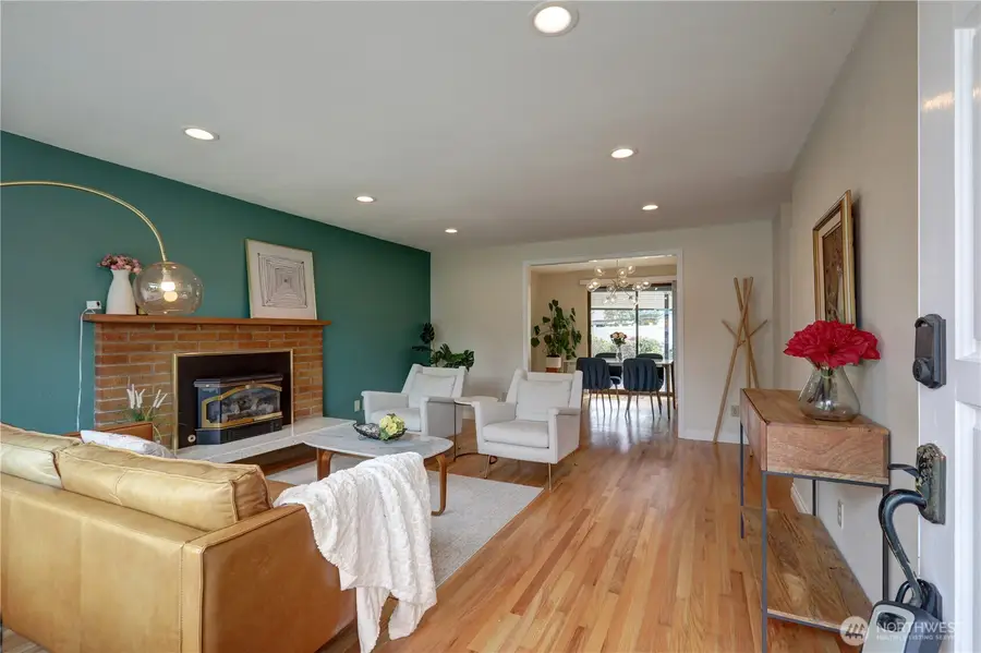 16724 NE 22nd Street, Bellevue, WA 98008 - #3