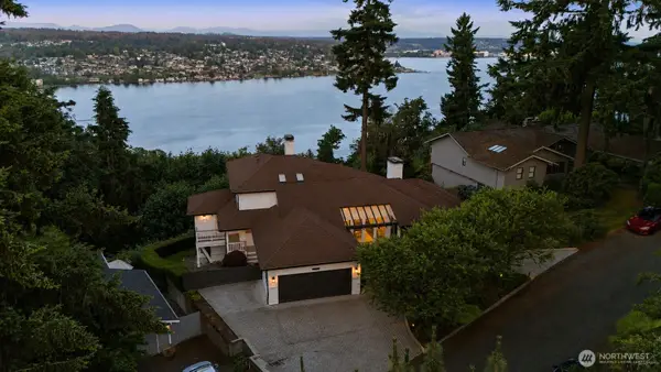 7712 89th Place Se, Mercer Island, WA 98040