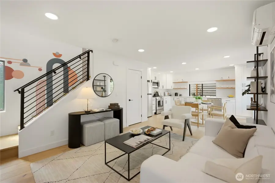 9016 12th Avenue Sw #Unit C, Seattle, WA 98106 - #3