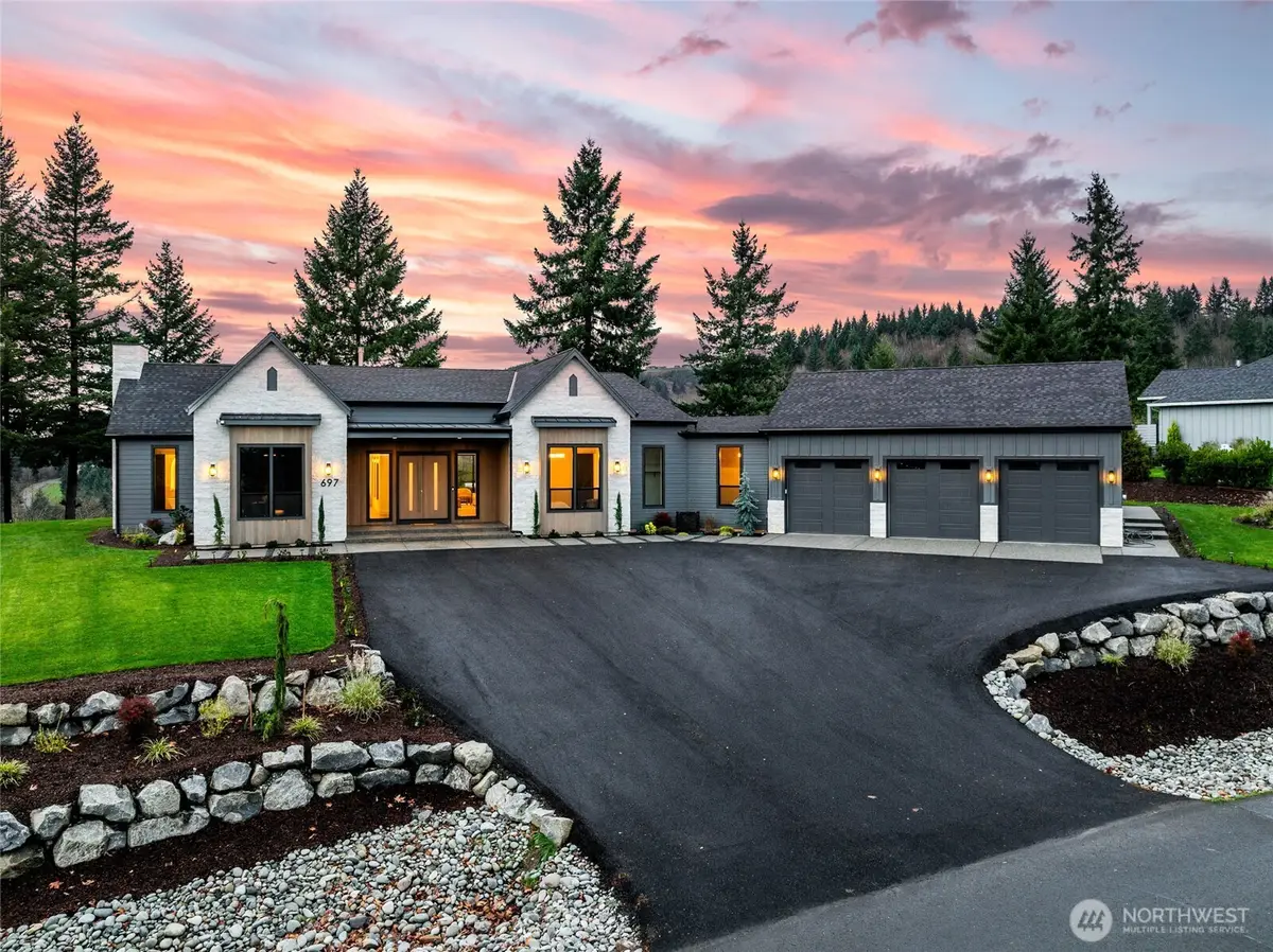 697 Sommerset Road, Woodland, WA 98674 - #1
