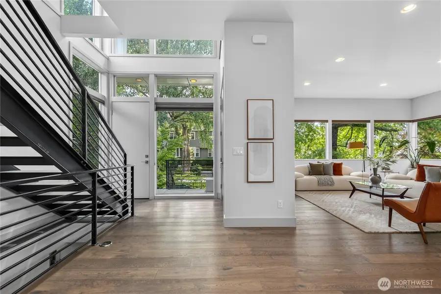 1313 4th Avenue W, Seattle, WA 98119 - #2