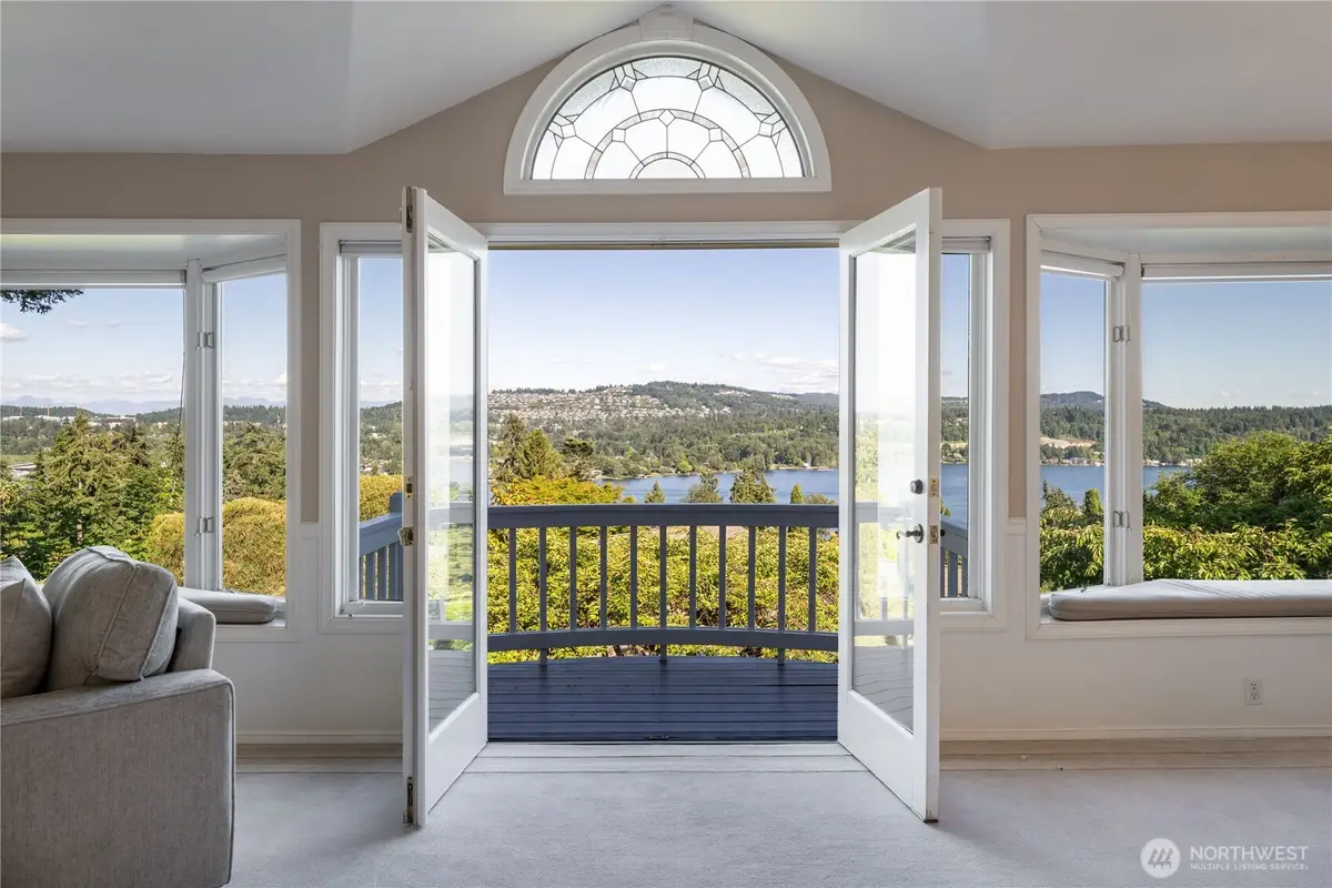 4232 Shoreclub Drive, Mercer Island, WA 98040 - #1