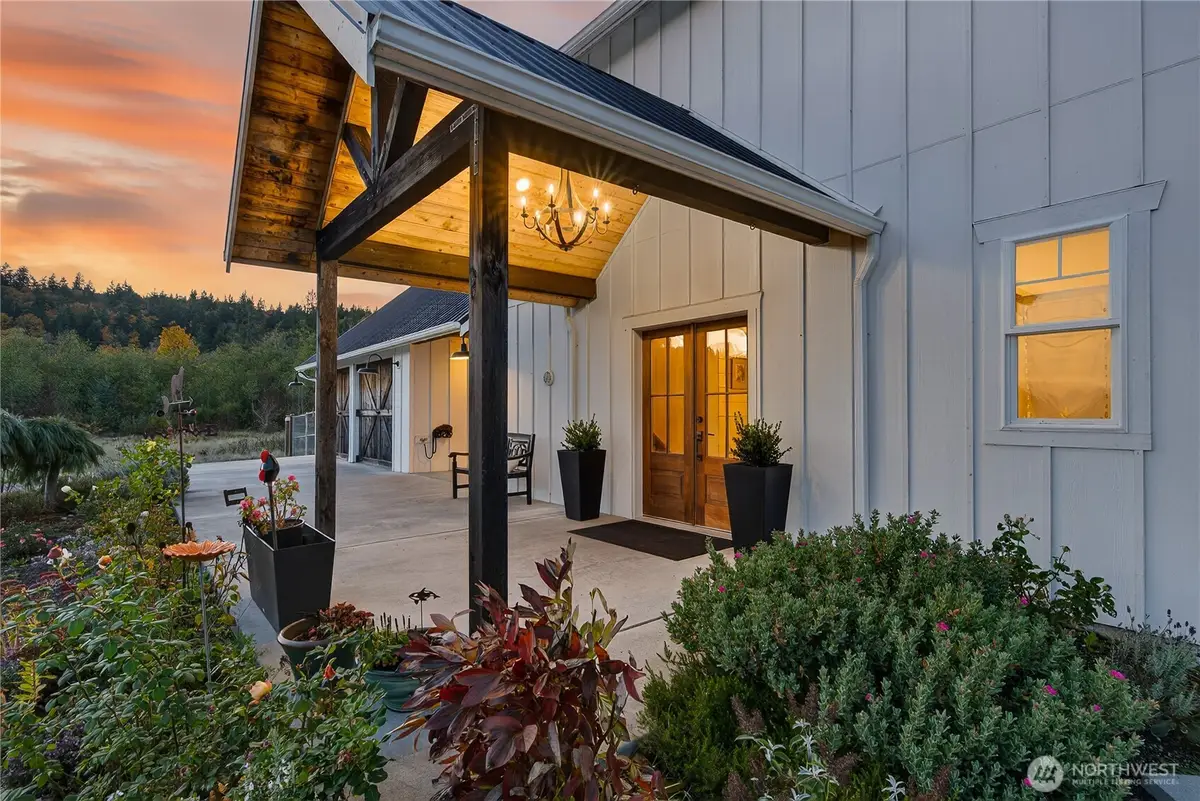 157 Russell Road, Camano Island, WA 98282 - #1