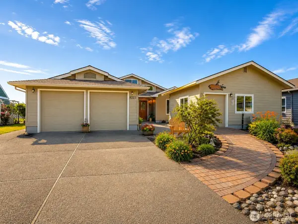 8227 Sehome Road, Blaine, WA 98230