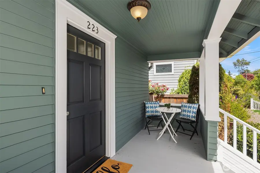 223 29th Avenue E, Seattle, WA 98112 - #2