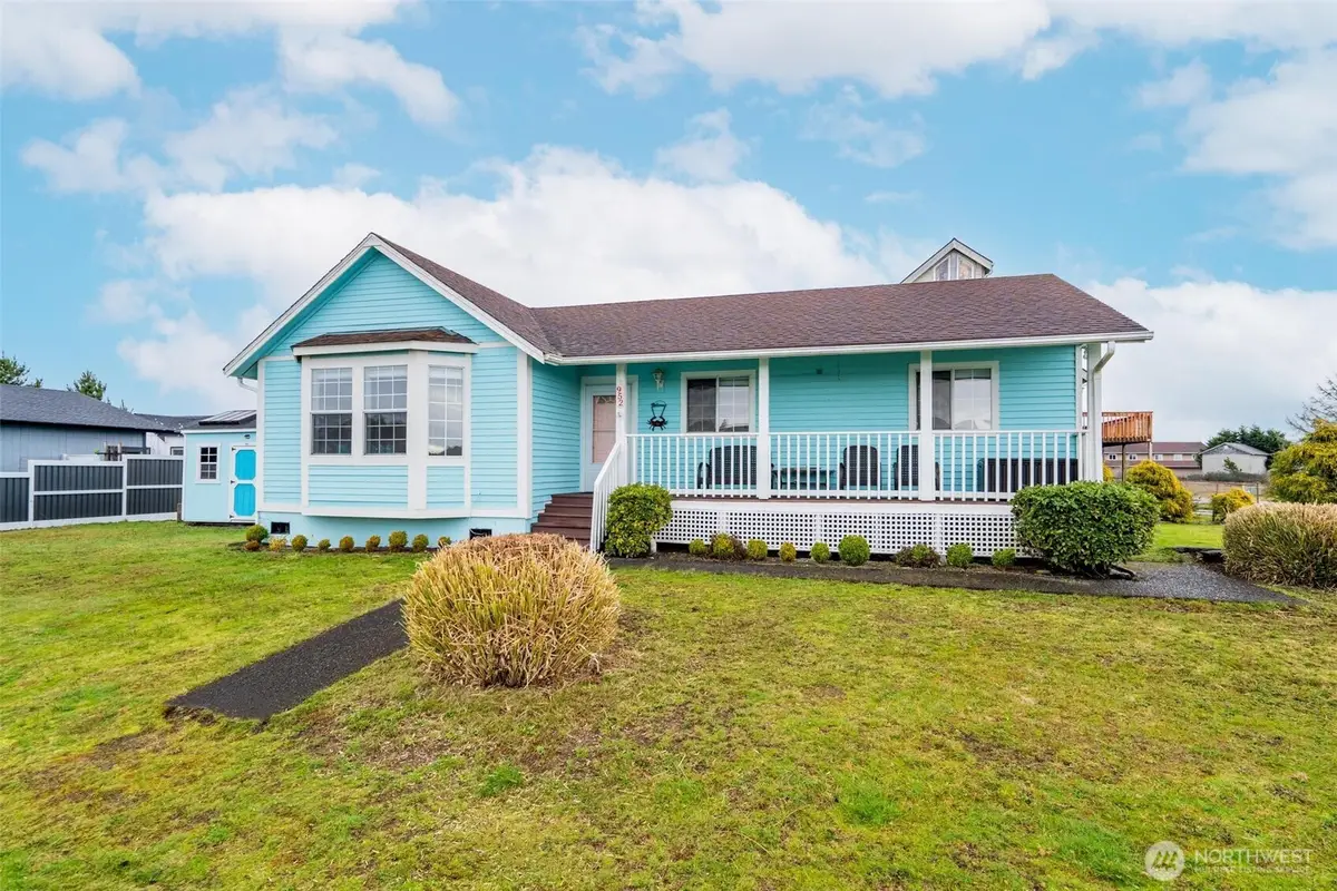 952 Wawona Avenue Se, Ocean Shores, WA 98569 - #1