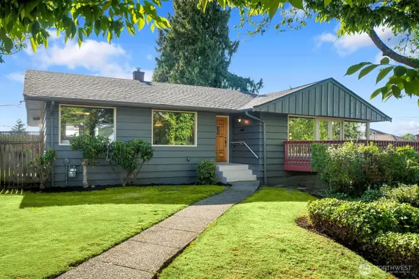 4631 48th Avenue S, Seattle, WA 98118