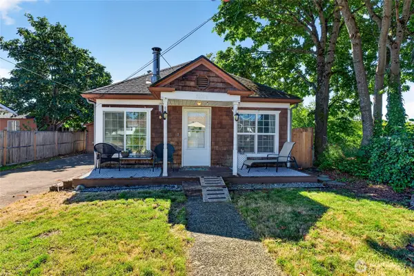 10920 47th Avenue Sw, Lakewood, WA 98499