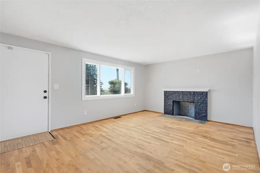 21144 31st Avenue S, Seatac, WA 98198 - #3