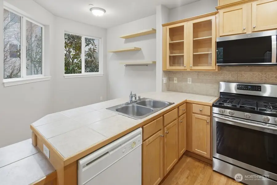 14868 SE 16th Street #7, Bellevue, WA 98007 - #2