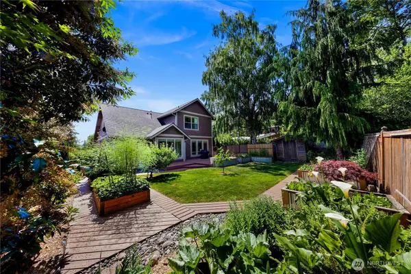 3217 Locust Avenue, Bellingham, WA 98225