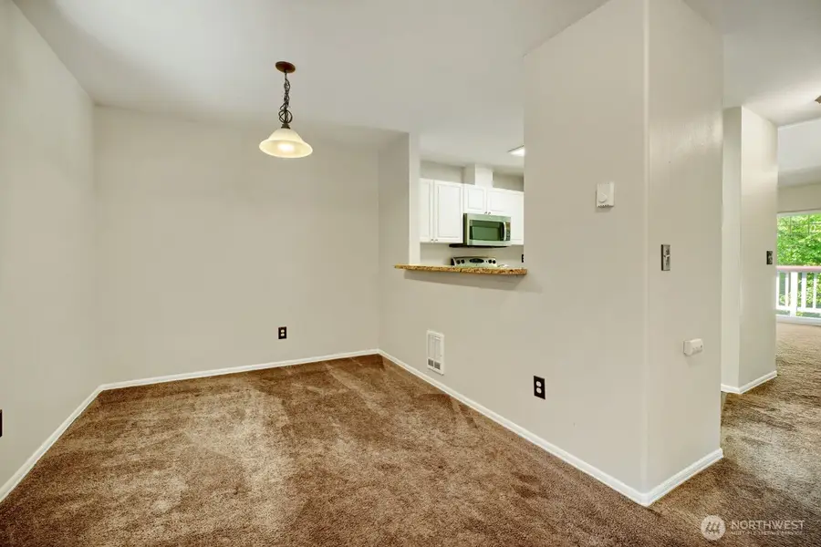 18501 SE Newport Way #M352, Issaquah, WA 98027 - #3