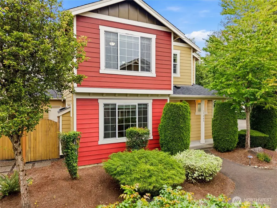 1704 156th Place Sw #B, Lynnwood, WA 98087 - #2