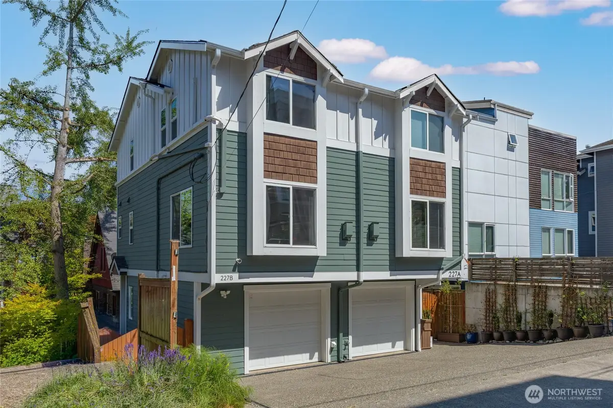 227 24th Avenue E #B, Seattle, WA 98112 - #1