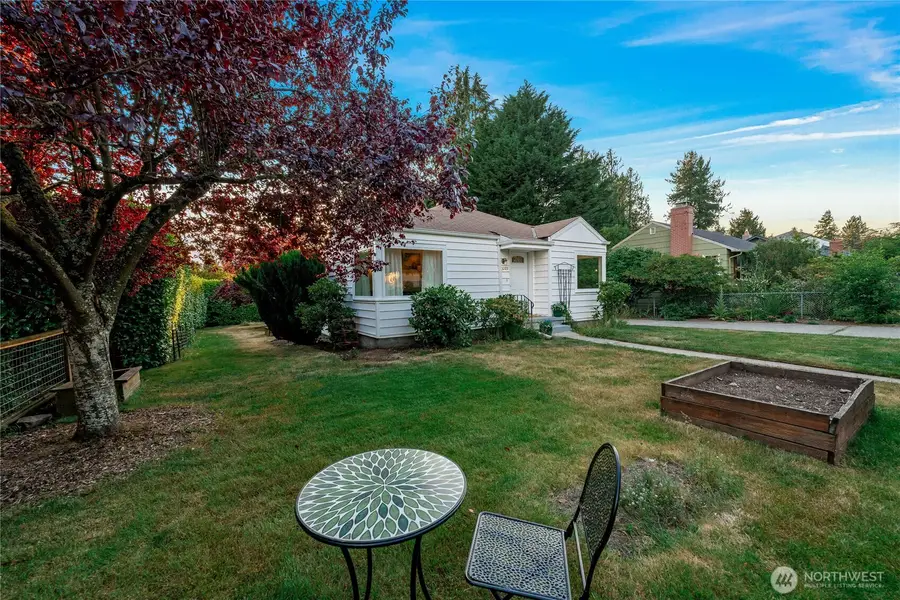 13203 2nd Avenue Nw, Seattle, WA 98177 - #2