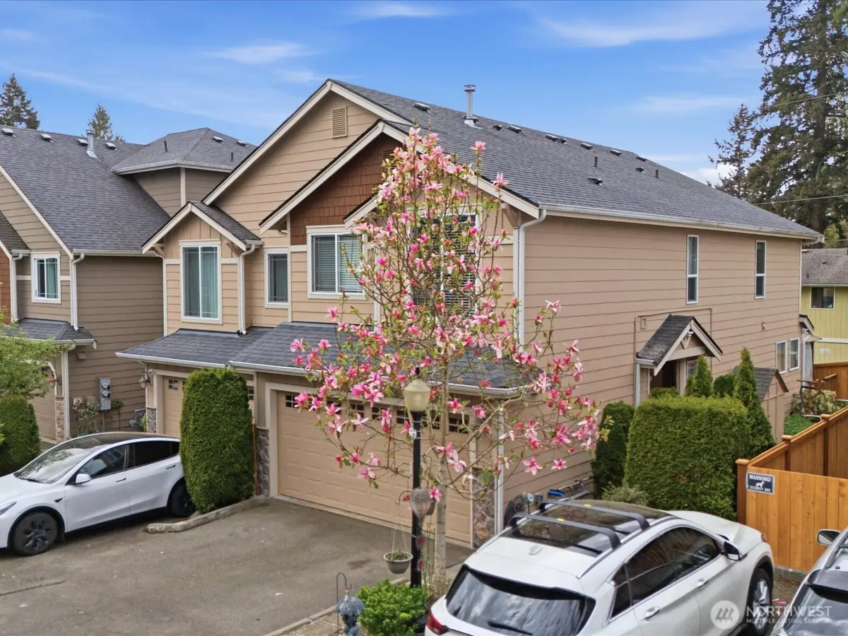 20414 26th Avenue W #L2, Lynnwood, WA 98036 - #1