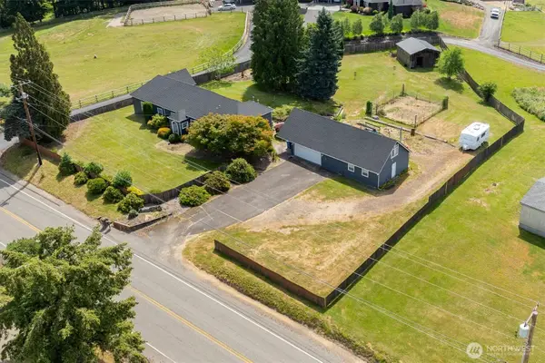 2102 Mt Brynion Road, Kelso, WA 98626