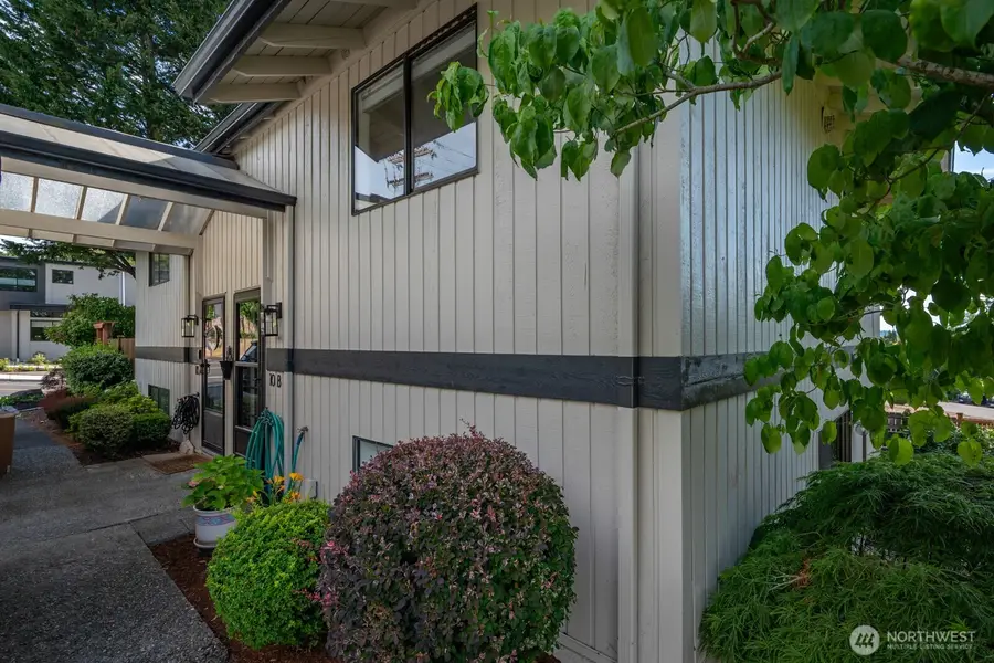 10 18th Ave #10B, Kirkland, WA 98033 - #2