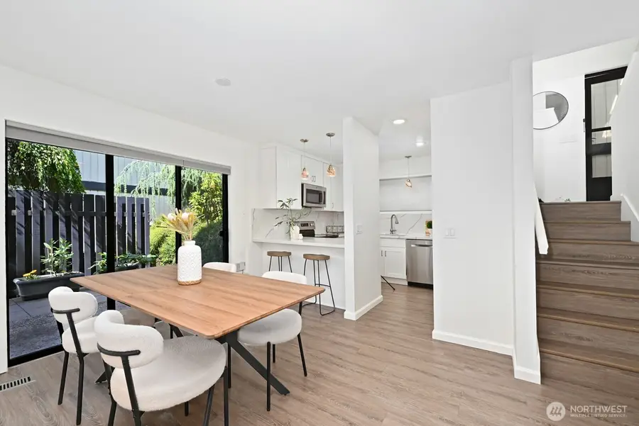 10 18th Ave #10B, Kirkland, WA 98033 - #3