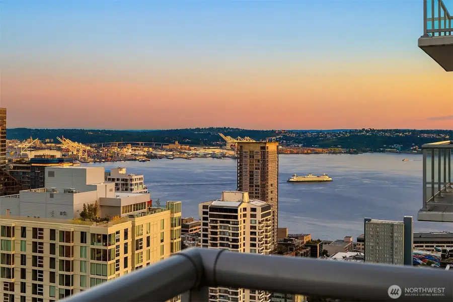 588 Bell Street #3704S, Seattle, WA 98121 - #2